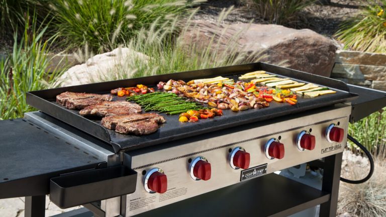 What can you cook on a flat top grill?